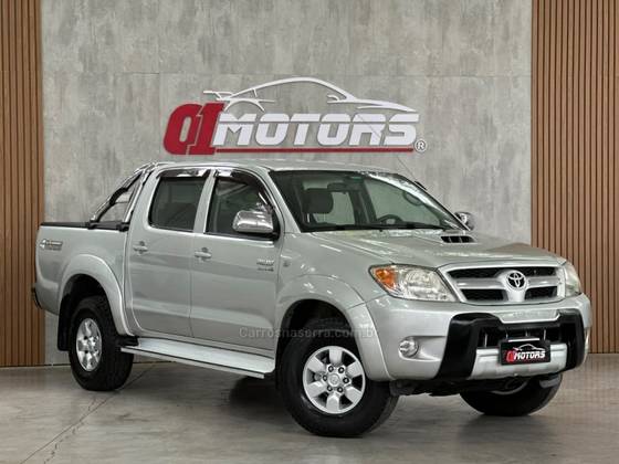 TOYOTA HILUX 3.0 SRV 4X4 CD 16V TURBO INTERCOOLER DIESEL 4P AUTOMÁTICO TOYOTA HILUX 3.0 SRV 4X4 CD 16V TURBO INTERCOOLER DIESEL 4P AUTOMÁTICO